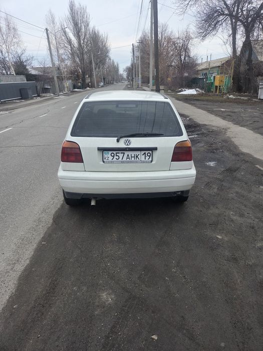 Продам гольф 93 год