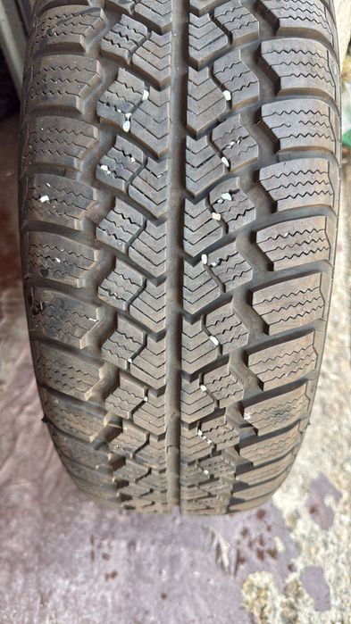 Anvelope second-hand – utilizare personală – diferite dimensiuni