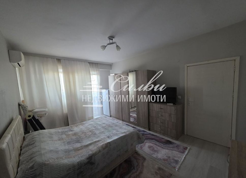 Двустаен апартамент - кв.Добружански