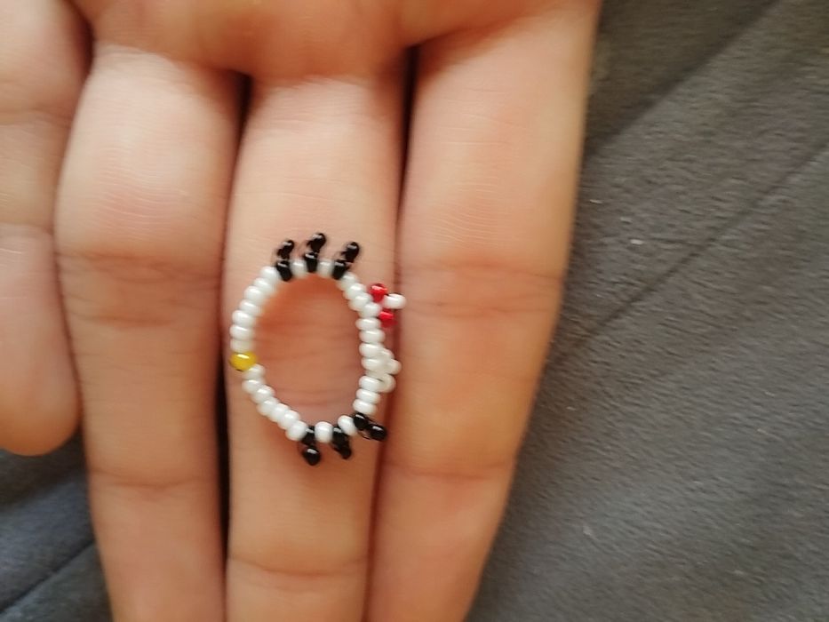 Фигурки из бисера