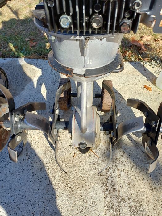 Продавам фреза косачка и тример+Подарък