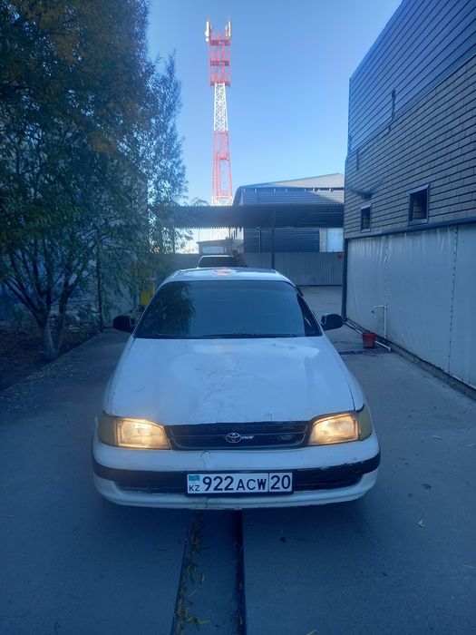 Продам Тайота Карина Е