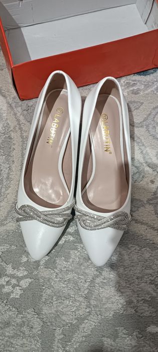 Женская обувь каблук