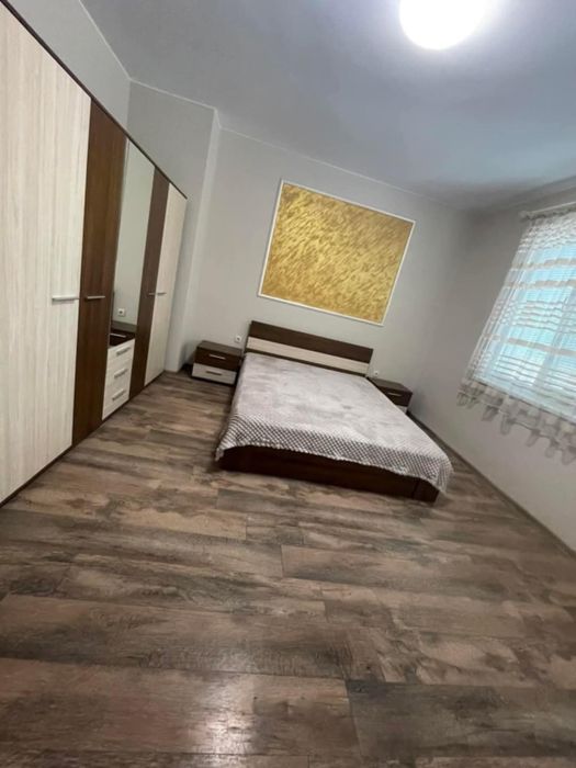 Дава се под наем Едностаен апартамент в Търговище, Център - 50 кв.м за 255 € - Снимка #2