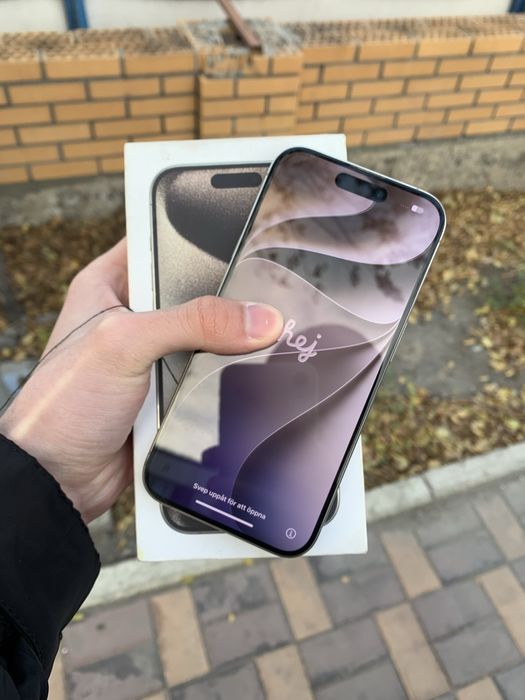 Продам iPhone 15pro 128gb