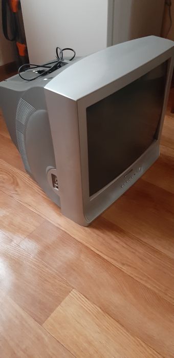 Продам телевизор