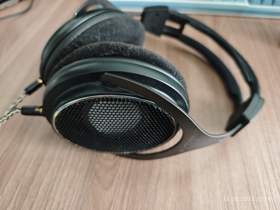 Наушники SHURE SRH1840