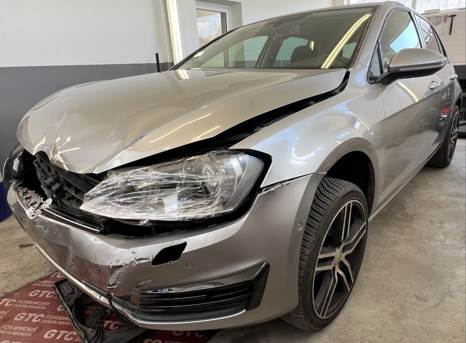 VW Golf 7 1.6TDi CLH На части