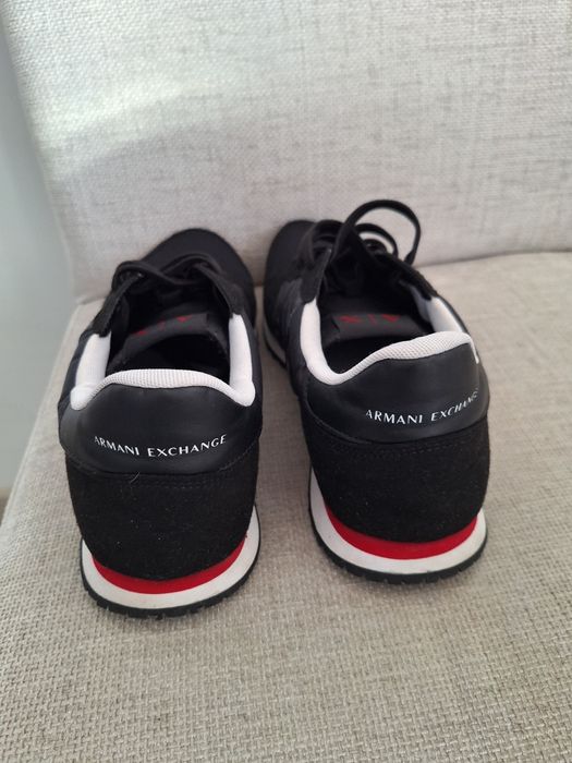 Armani Exchange  Trainers оргинални