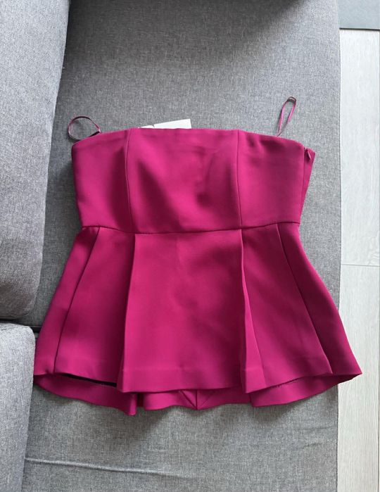 Секси топ на Zara