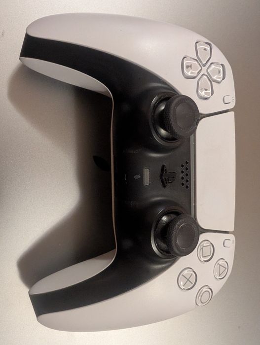 DualSense, проблемен ляв стик