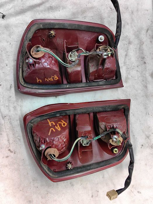 Оригинални стопове Тойота Рав 4  Toyota Rav 4