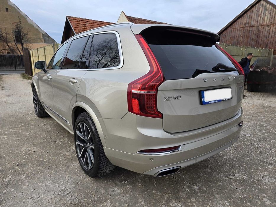 VOLVO XC90 2016 — imagine 19
