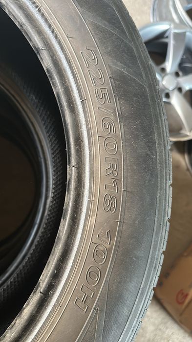 R18 225/60 Комплект летней резины