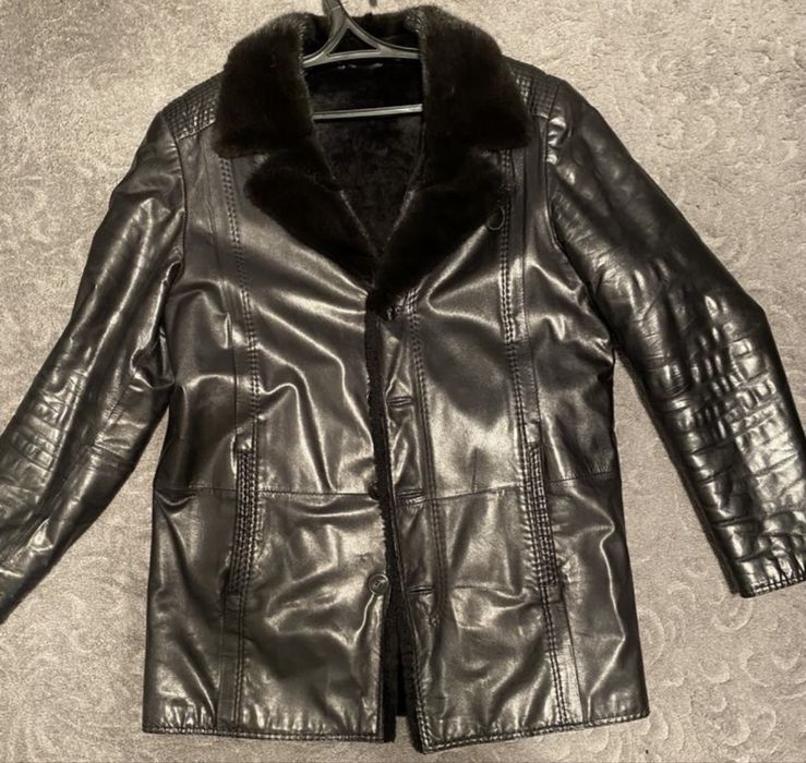 Продам мужскую дубленку