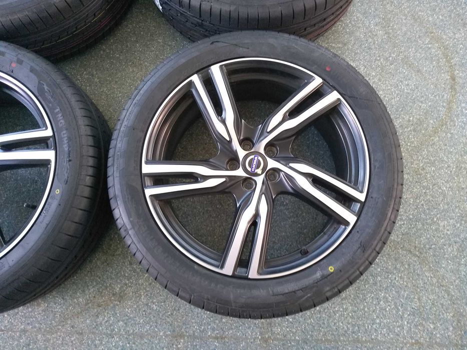 Jante Volvo XC60 Anvelope Vara Michelin 255 45 20