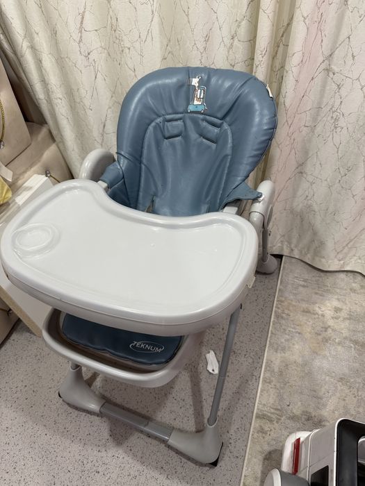 Детский стульчик для кормления