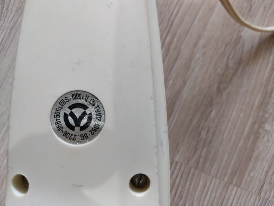 Электрощетка-пылесос "Ветерок 3" - Пылесосы Усть-Каменогорск на Olx