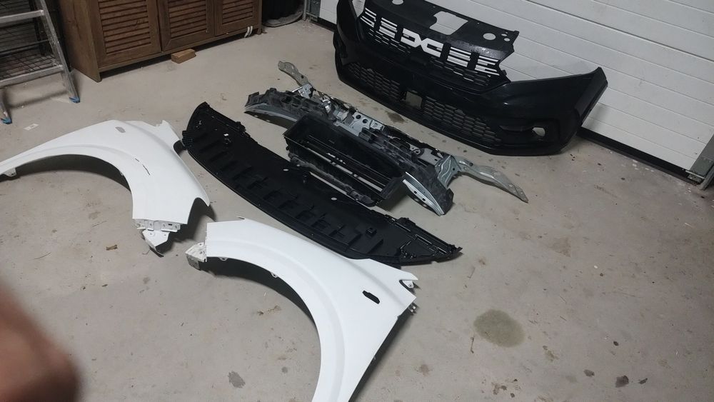 Bara fata, trager , aripi etc. Logan 3 , Sandero 3 2022,2023,2024