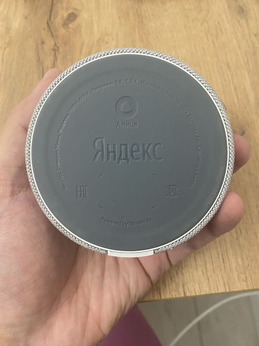 Продам колонку яндекс мини 1