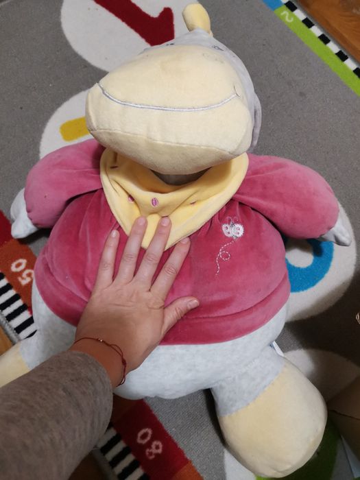 Голям плюшен хипопотам