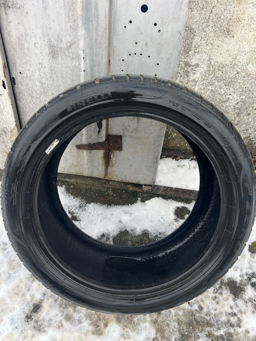 245/40/18 Зимни гуми 2броя