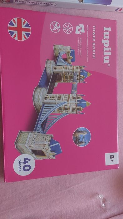 2 seturi puzzle 3D Turnul Eiffel & Tower Bridge