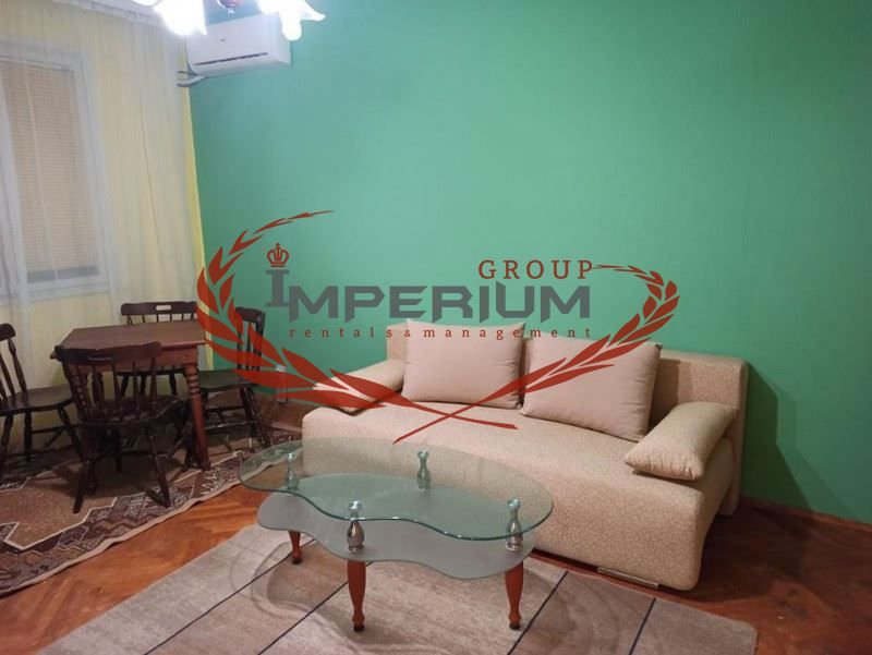 Двустаен обзаведен апартамент под наем в района на кв. Чайка. гр. Вар