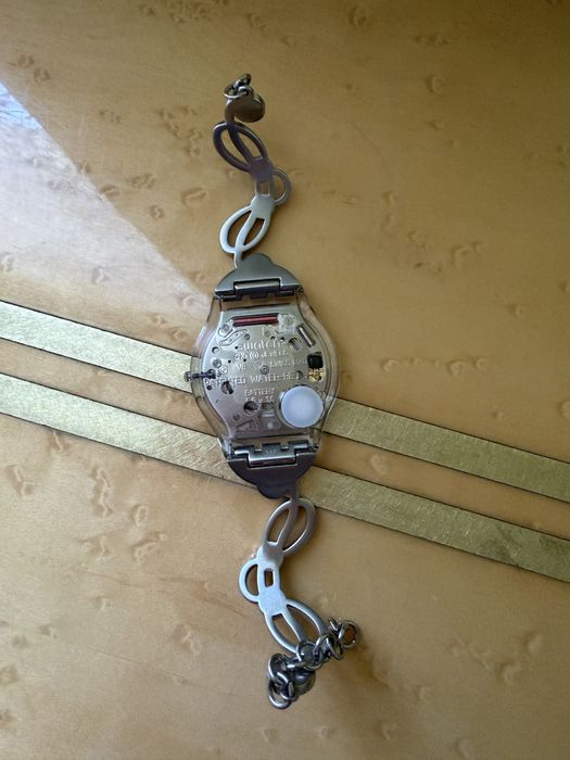 Часы Swatch женские