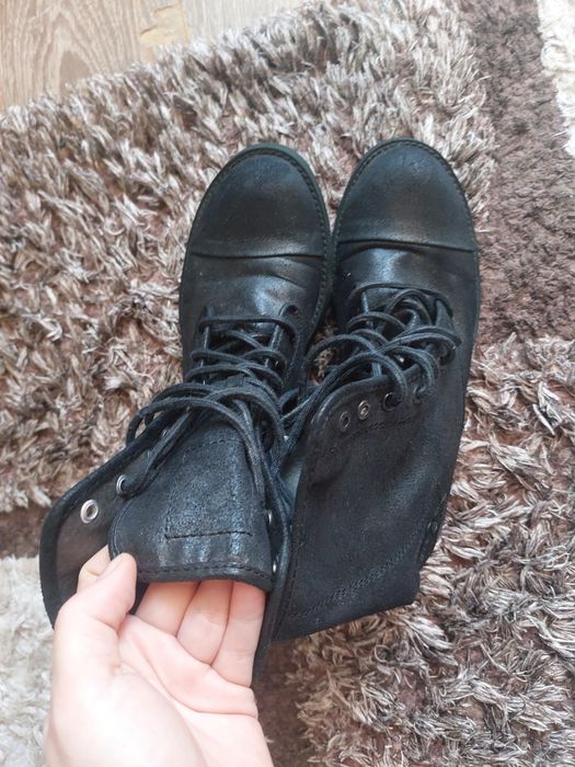 Esprit боти 37 номер