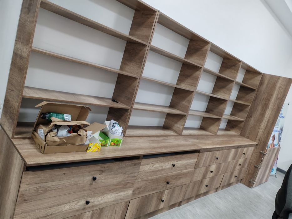 Продам мебель офесные