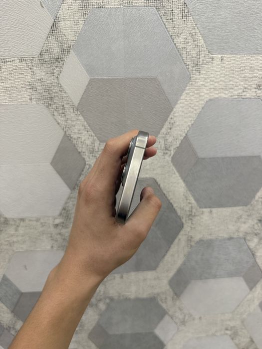 iphone 15 Pro srochni