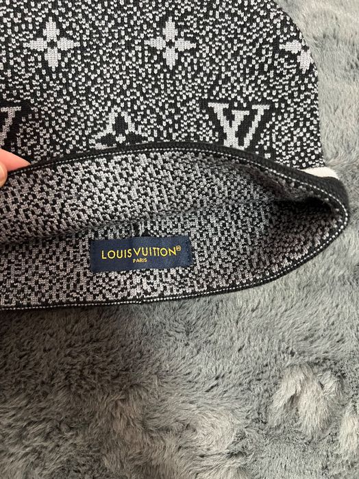 Caciula Louis Vuitton