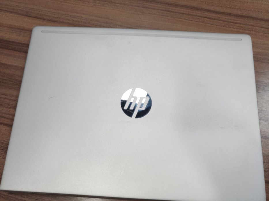 Laptop HP ProBook 440 G6 
Intel(R) Core(TM) i5-8265U CPU  1.60G