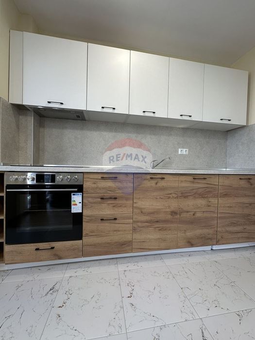 Дава се под наем Двустаен апартамент в Варна, Младост 1 - 65 кв.м за 408 € - Снимка #1