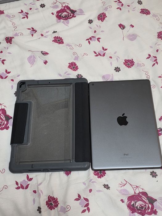Ipad 8th gen 32gb + husa