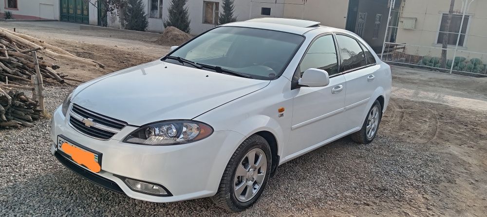 Varyantga Gentra 3 pozitsiya sotiladi