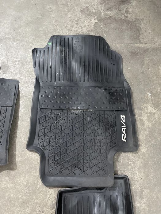 Presuri Toyota Rav4 XA40 2020 cod PW2100R024