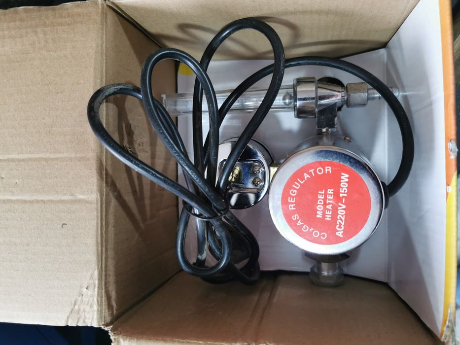 Редуктор аргоновый, углекислотный с подогревом 220в.