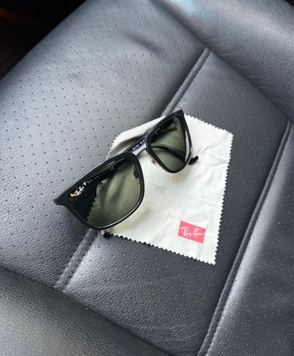 Продаю очки Ray Ban