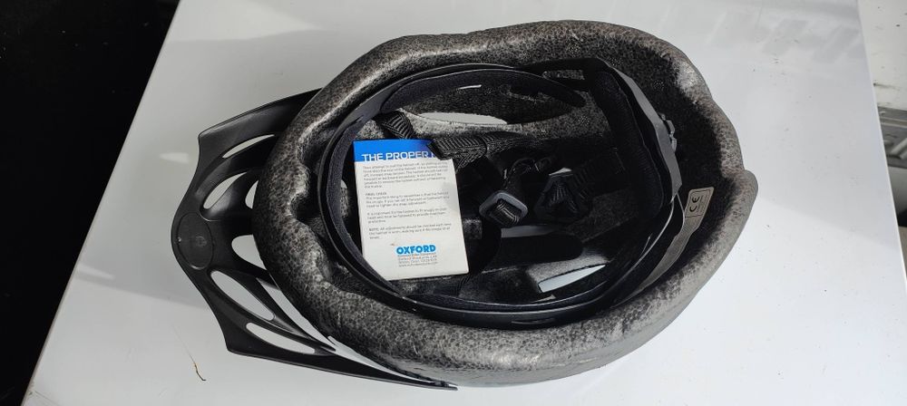 Каска за велосипед Oxford