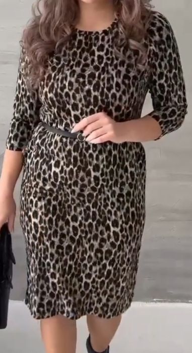 Продам новые платья