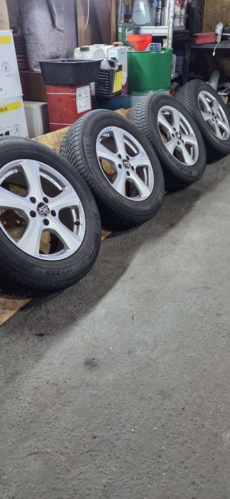 TOYOTA, RENAUT, джанти със зимни гуми 225/65/17 7J×17 ET45 5×114,3 цо до 73 +сензори