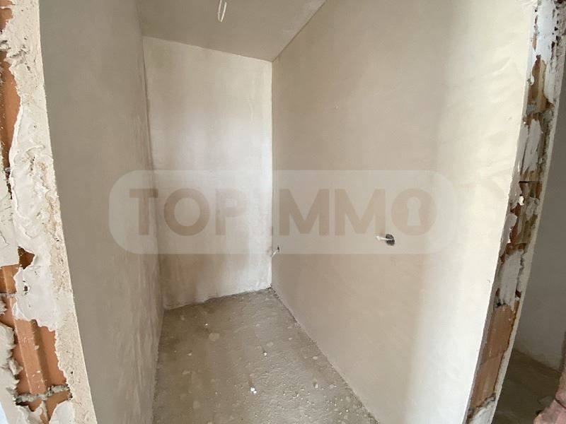 Продава се Двустаен апартамент в Варна, м-т Пчелина - 57 кв.м за 1667 €/кв.м - Снимка #4