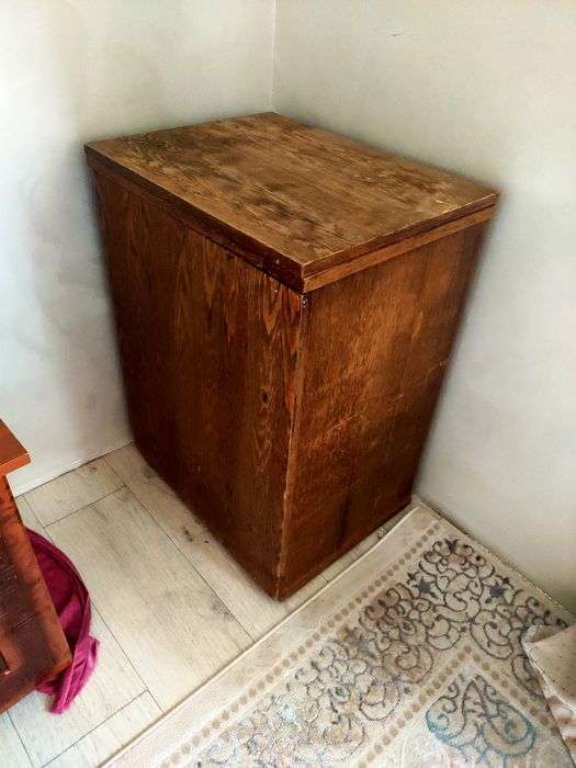 Продам швейную машинку