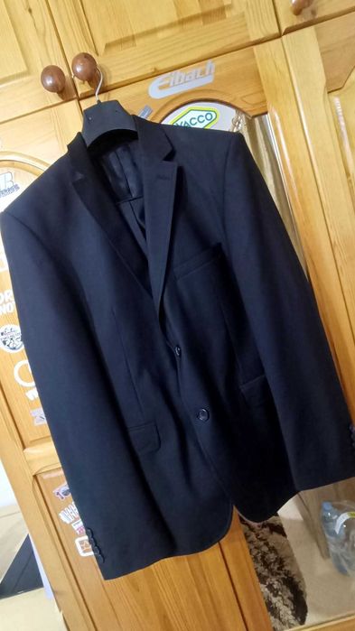 Мъжки костюм марка Ивенти