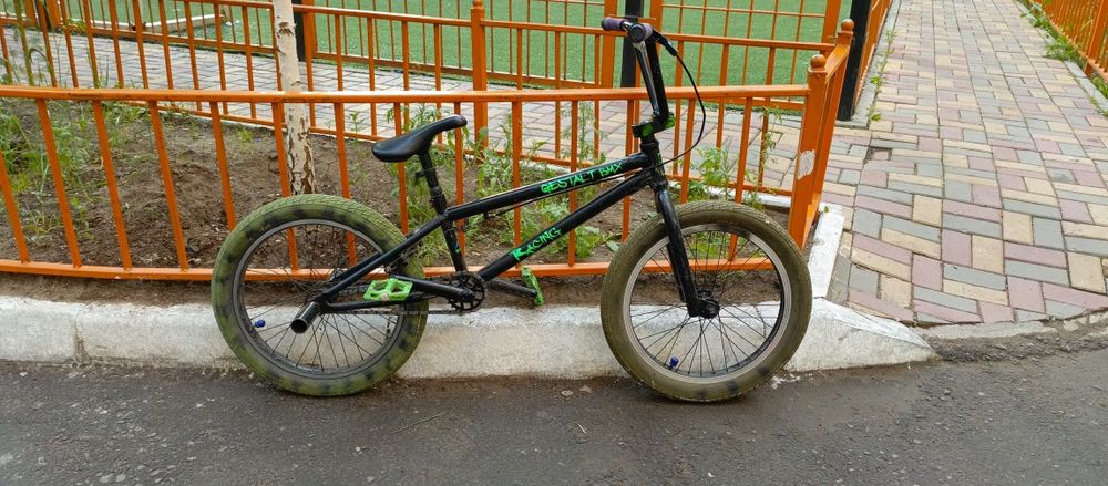 Продаётся BMX брали в прошлом году.