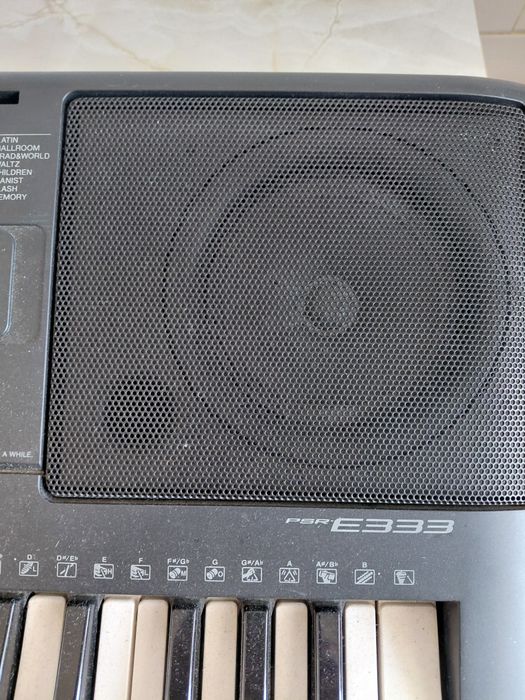 Orga Yamaha PSR E 333