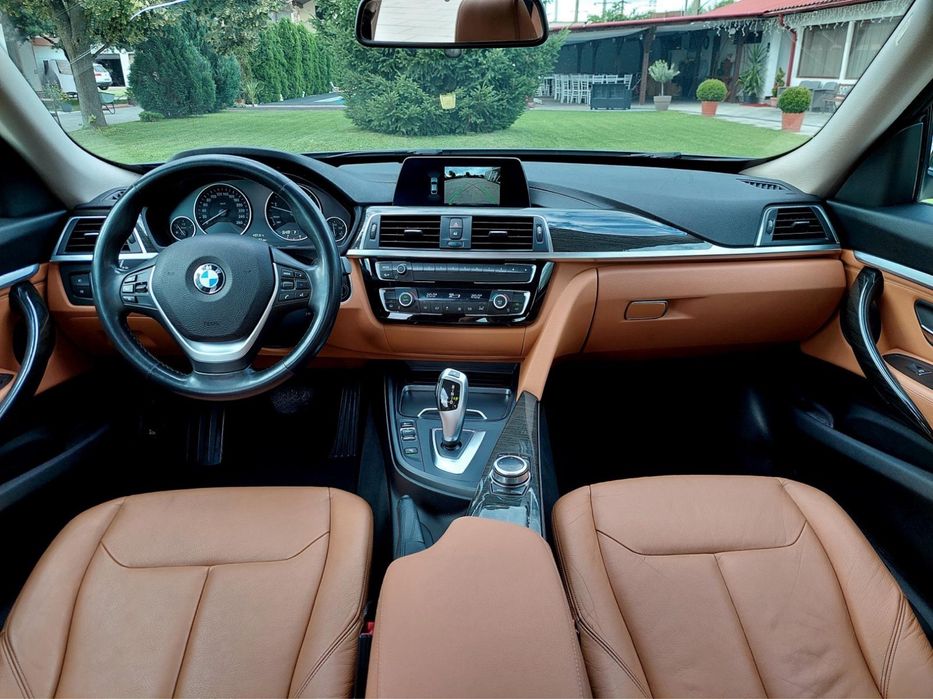 BMW 3 Series 2019 — imagine 5