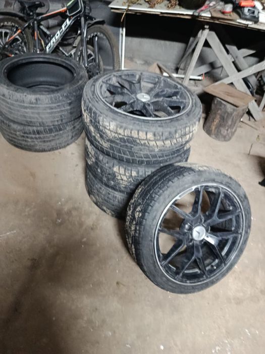 Продам диски на мерседес